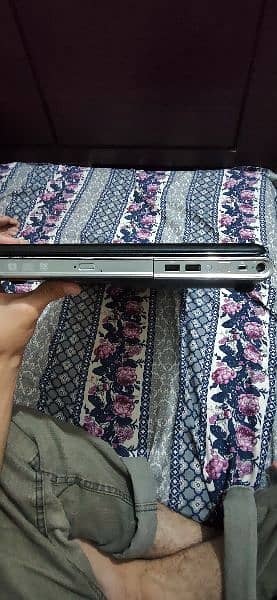 hp i7 interested contact me Whatsapp 03362611838 2