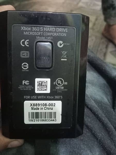 Xbox 360 E ultra slim 500gb hard disk 6