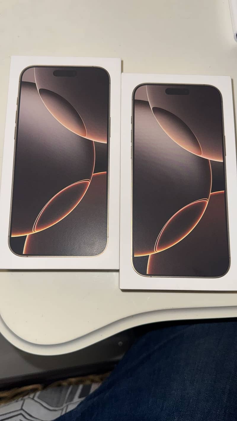 iphone 16 pro max Desert Titanium 256GB HK Challange Price 3