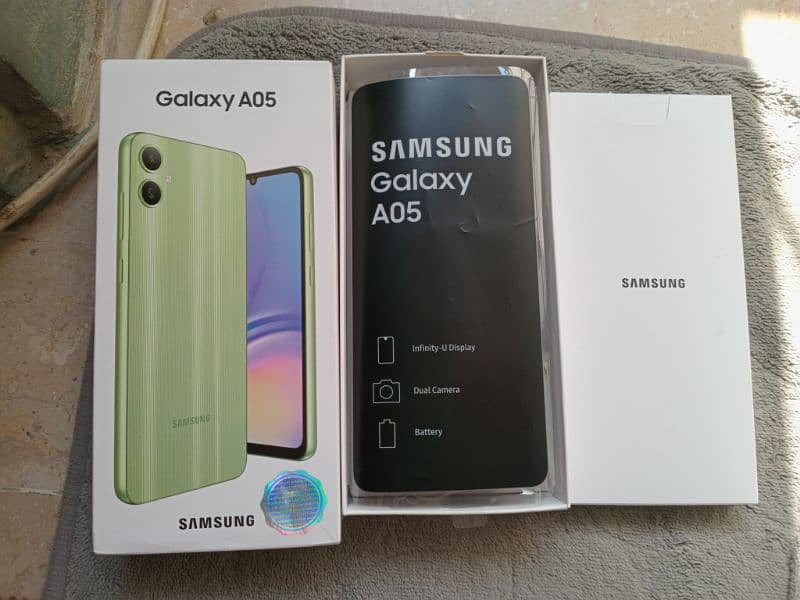 Samsung galaxy a05 dual sim 10by10 condition 2 days use just 1