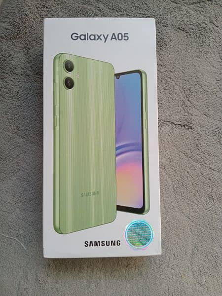 Samsung galaxy a05 dual sim 10by10 condition 2 days use just 2