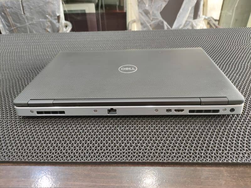 Dell Precision 7540 , i7 9th Gen ( i7-9850H ) , 4 GB Graphics Card 9