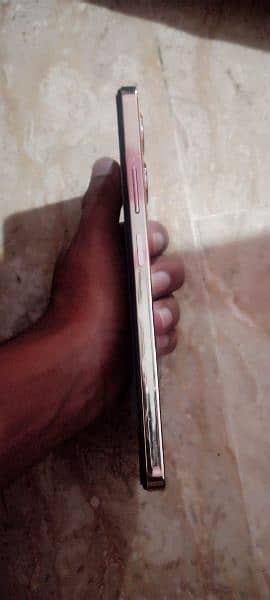 infinix note 30 with 10/10 condition 4