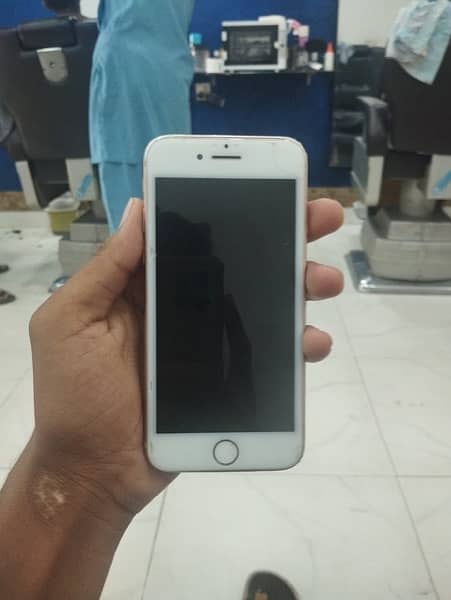 iphone 8 non pta 64 GB 3