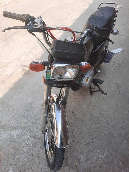 Honda 125 2016 model lush condition 2