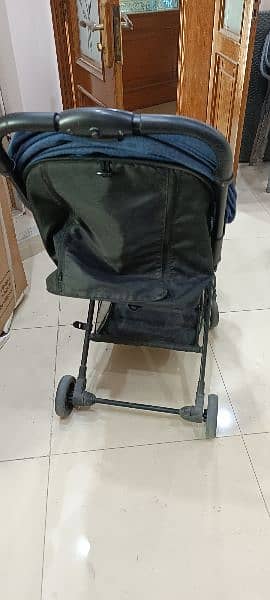 Tinnies  stroller 1