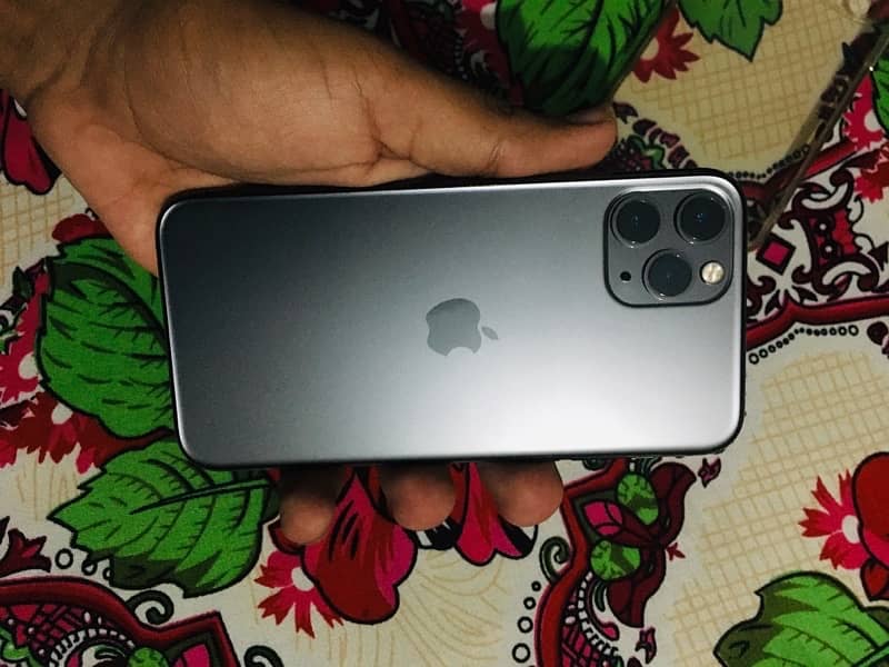 IPhone 11Pro 256gb  F. U 4