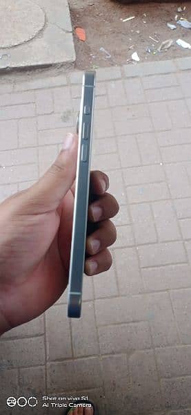 iPhone 15 Pro Max 256 jv White titanium 3