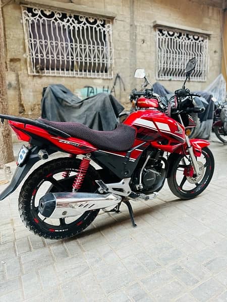 Honda Cb 150F 1