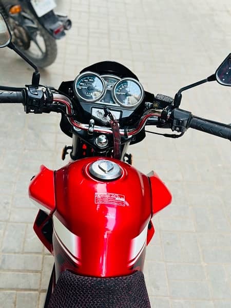 Honda Cb 150F 9