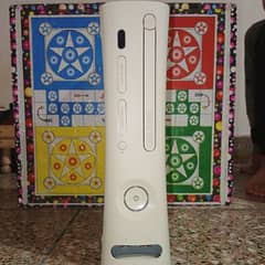 X BOX 360 500gb hard in 10 by 10 condition