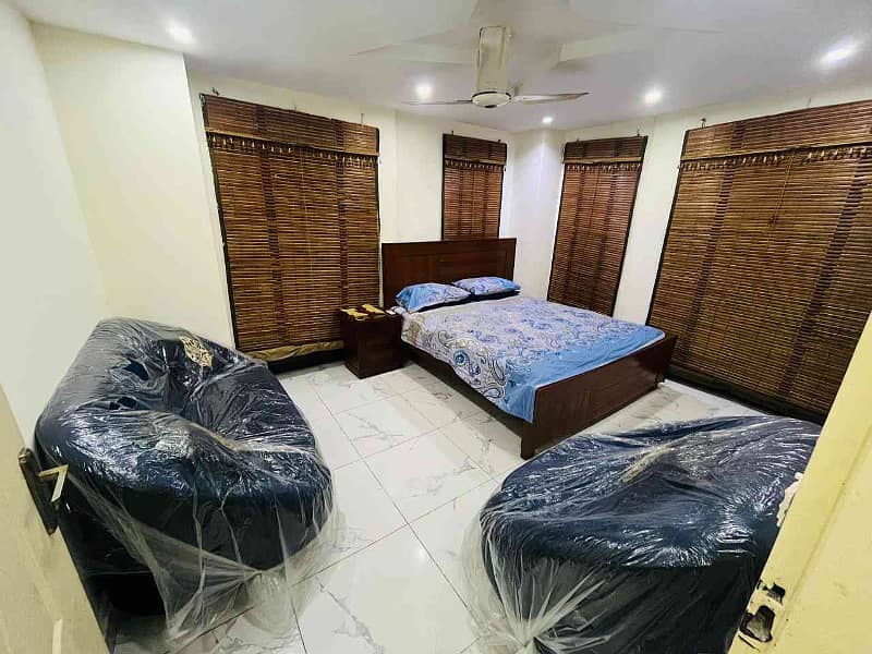 1BED FURNISHED APORTMENT IS AVAILABLE FOR SALE IN SECTOR C BAHRIA TOWN LAHORE 4