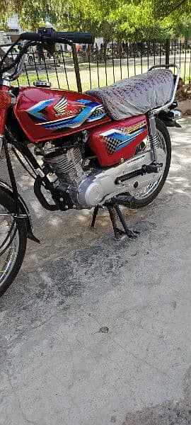 Honda 125 2024 6