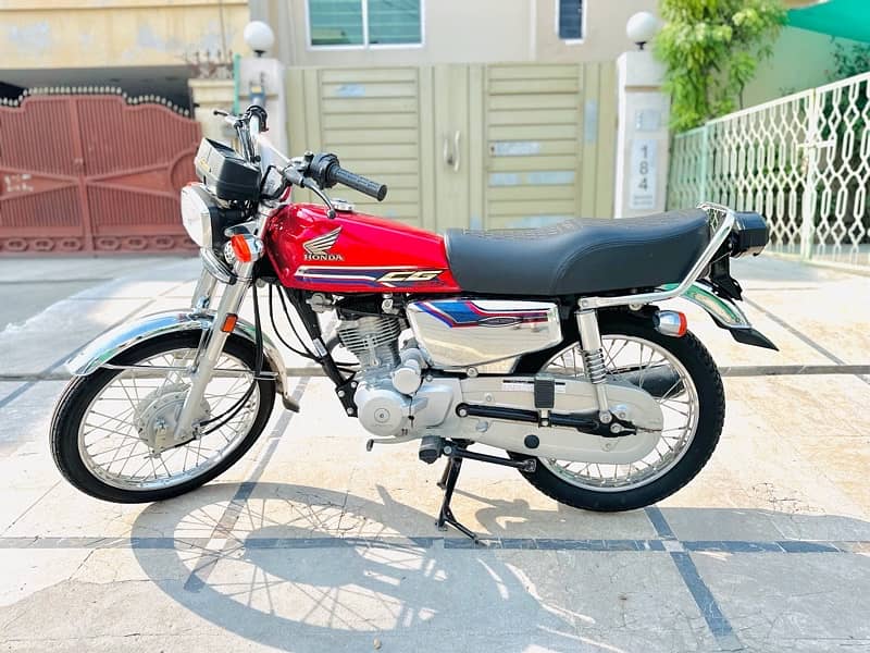 Honda 125 self Start 2024 5