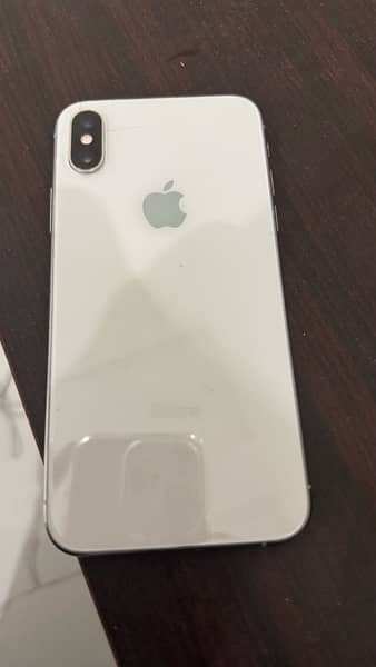 iphone xs 64 gb non pta for sell . mint condition 4