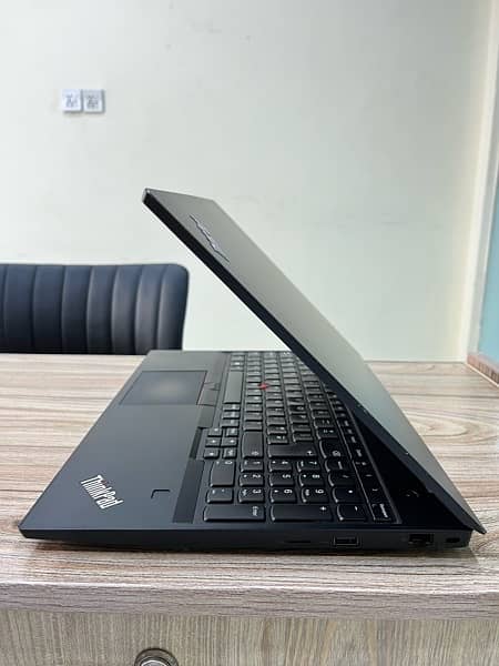 Lenovo ThinkPad E590 Core i5-8th 15.6” FHD Display 4