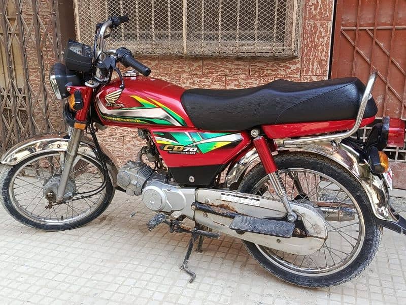 Honda 70cc 2021-8-30 ek rupy ka km nahi hai 2