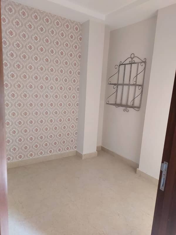 1 bed Fully Furnished Apartment Avaialble for Rent 5