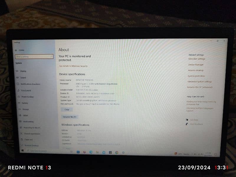 Lenovo IdeaPad 3  Laptop - AMD Ryzen 5, AMD Radeon Vega 8 Graphics 3