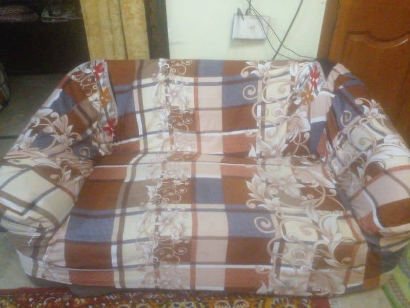 it is very beautiful sofa 2