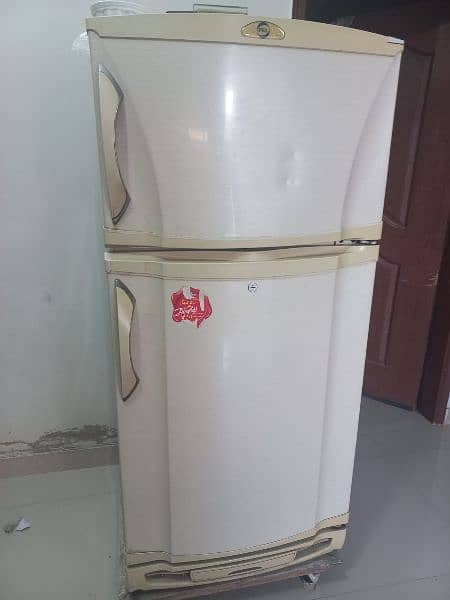 used superb quality fridge 1