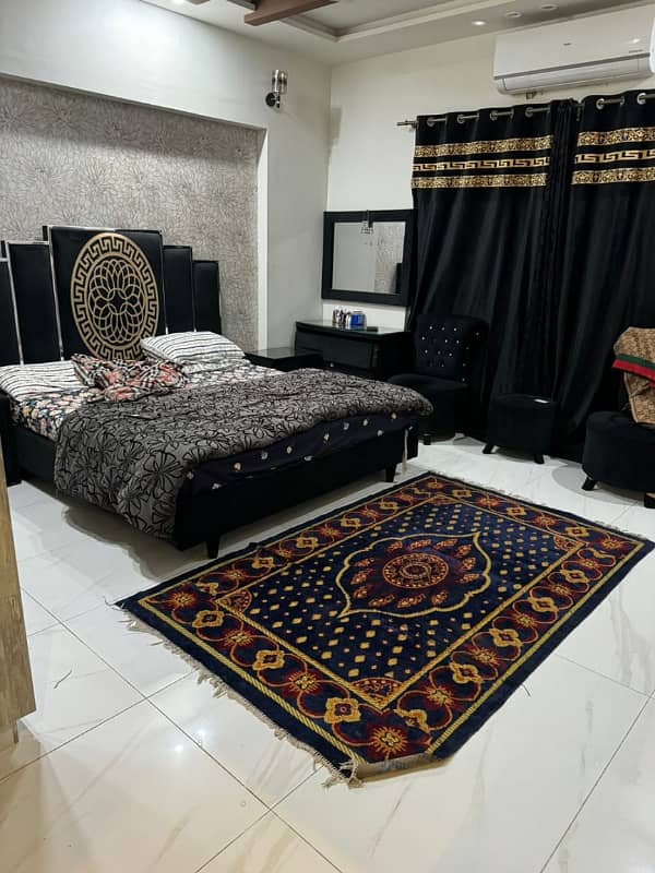 10 MARLA LIKE NEW FURNISH UPPER PORTION AVAILEBAL FOR RENT IN BAHRIA TOWN LAHORE 1