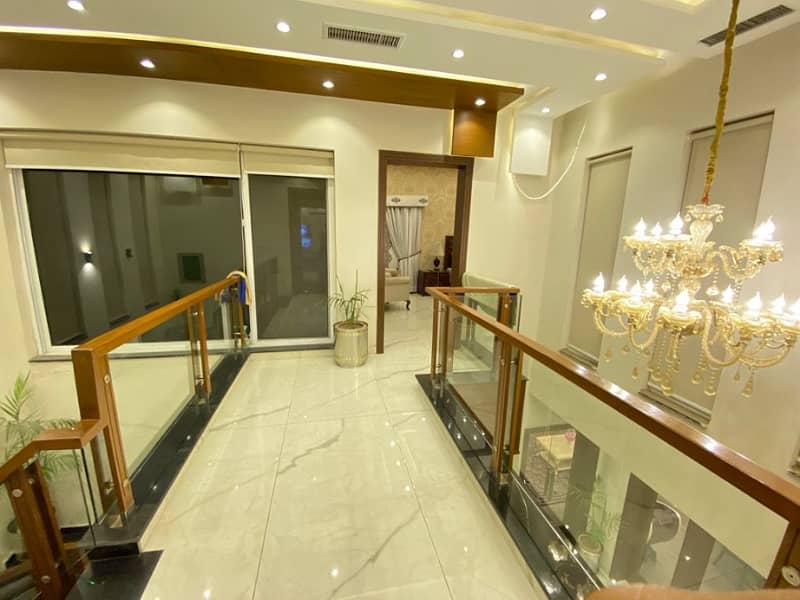 01 KANAL LIKE NEW FURNISHED UPPER PORTION AVAILEBAL FOR RENT IN BAHRIA TOWN LAHORE 11