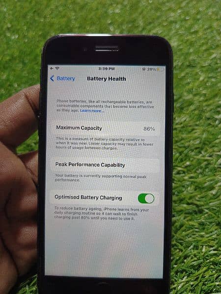 i phone 7 32gb Non Pta no repair no open battery health 86 7