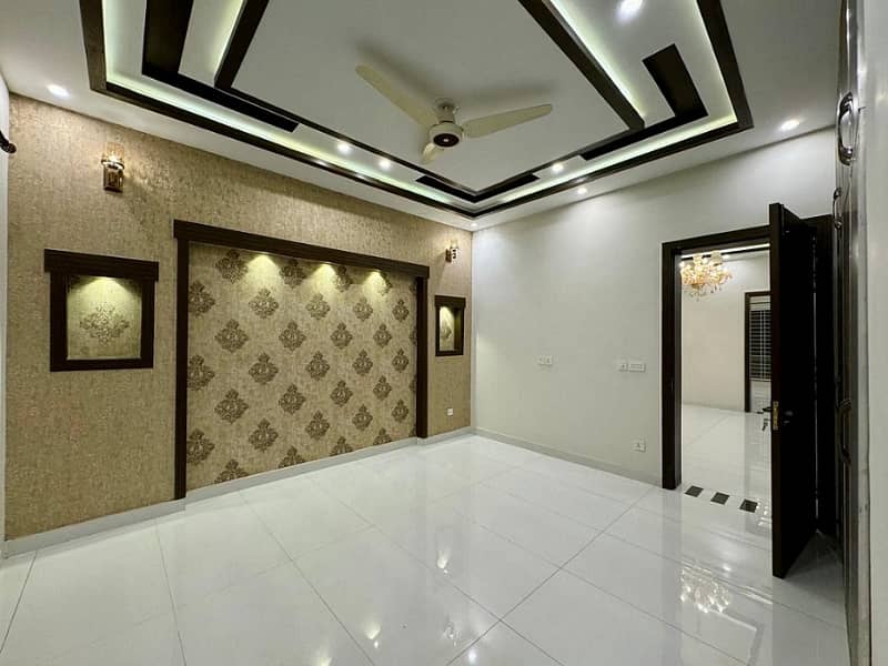 10 MARLA BRAND NEW HOUSE AVAILEBAL FOR RENT IN BAHRIA TOWN LAHORE 6