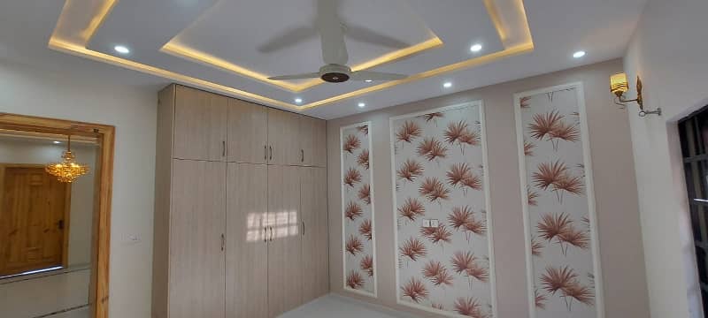 1 KANAL LIKE NEW UPPER PORTION AVAILABLE FOR RENT IN BAHRIA TOWN LAHORE 16