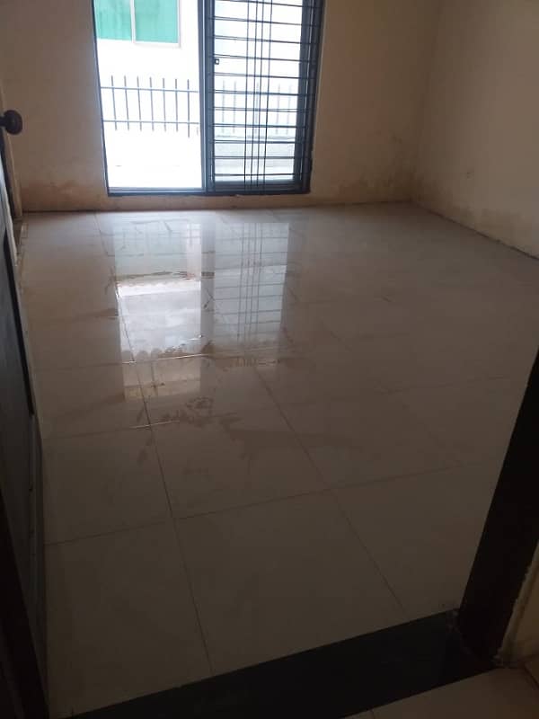 08 MARLA LIKE NEW HOUSE AVAILEBAL FOR RENT IN BAHRIA TOWN LAHORE 2