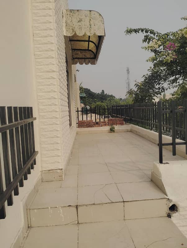 08 MARLA LIKE NEW HOUSE AVAILEBAL FOR RENT IN BAHRIA TOWN LAHORE 16