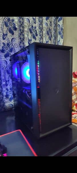 Midrange Gaming PC rz5600 + rx6600 1