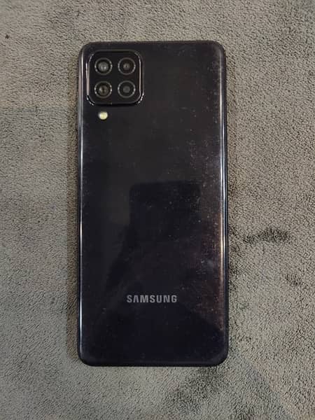 Samsung A22 0