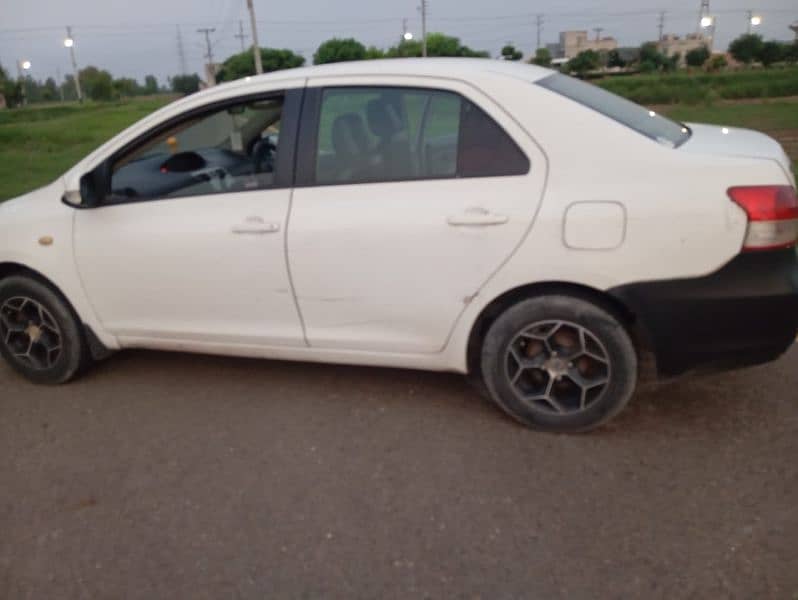 Toyota Belta 2012 1