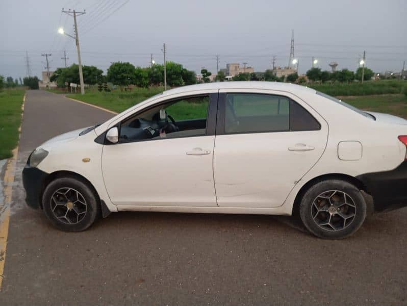 Toyota Belta 2012 9