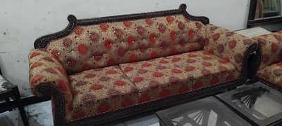 6seater wooden sofa set in excellent condition very neat all ok