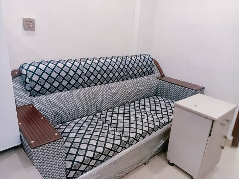 Brand New Fully Furnished Flat for Rent in Block H3 near Emporium Mall Johar Town Lahore 2