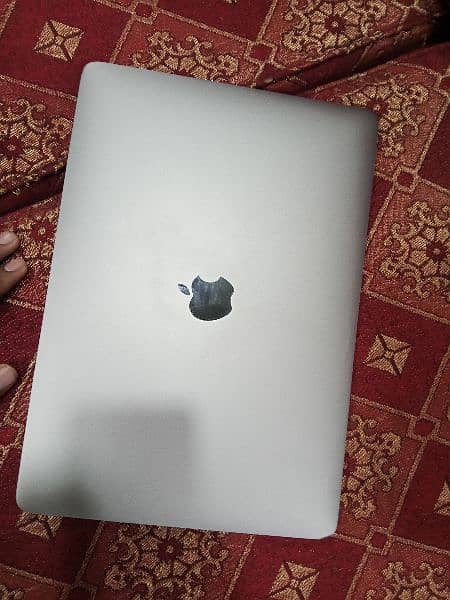 Macbook 2017 Pro (13 inch) 4