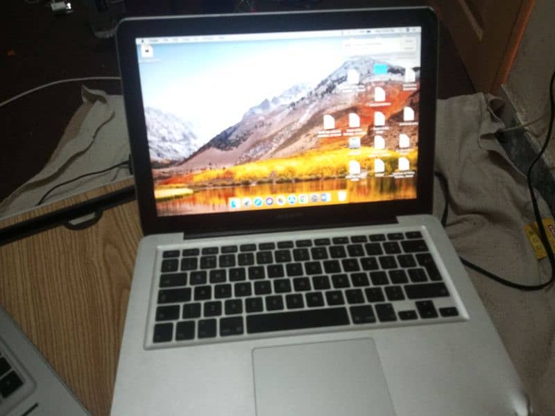 Mac Book Pro 9