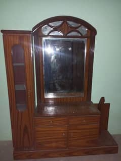 dressing table