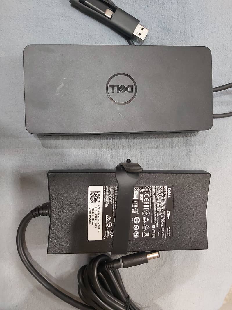 Dell dock D6000 1