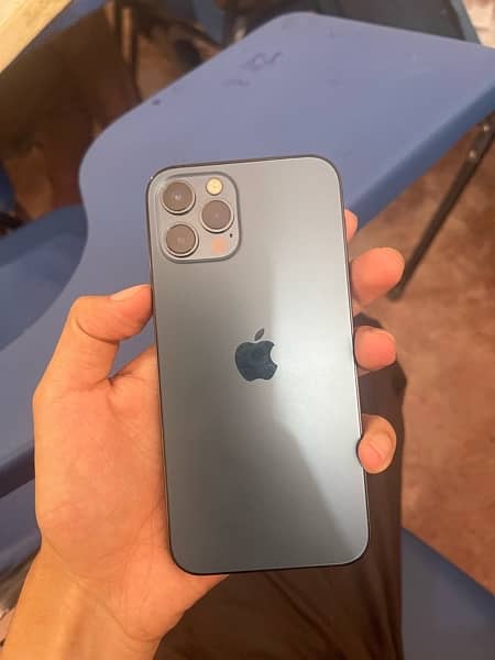 i phone 12 pro 0