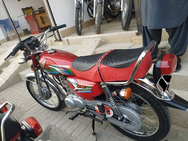 Honda 125 Model 2023 Karachi Num 1