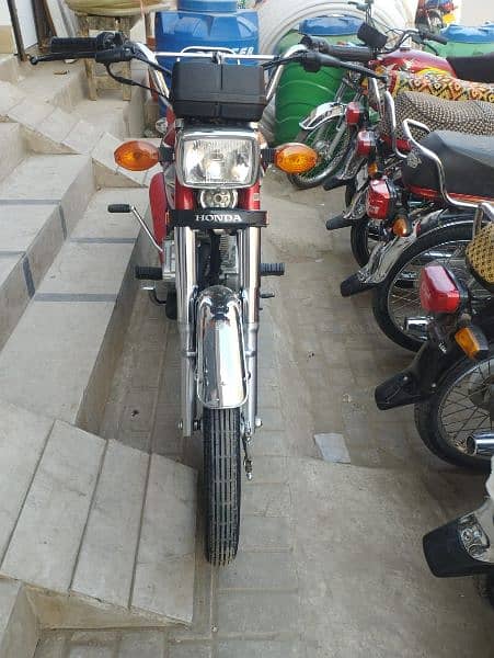 Honda 125 Model 2023 Karachi Num 3