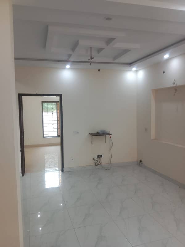 5 MARLA BEAUTIFUL HOUSE AVAILABLE FOR RENT IN DHA RAHBER 11 SECTOR 2 BLOCK M 5