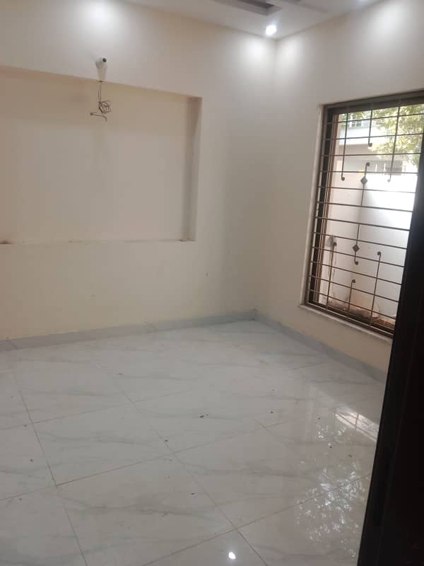 5 MARLA BEAUTIFUL HOUSE AVAILABLE FOR RENT IN DHA RAHBER 11 SECTOR 2 BLOCK M 9