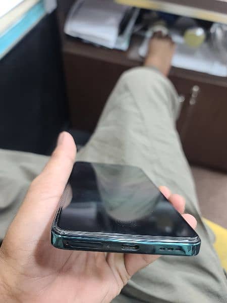 oppo reno 12F 5