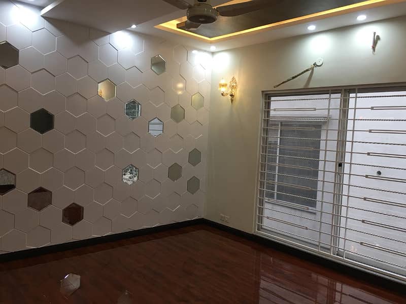 1 Kanal Like Brand New Modern Elevation Luxury House Available For Rent In Bahria Town Lahore. 5