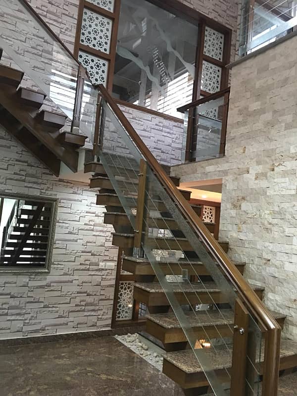 1 Kanal Like Brand New Modern Elevation Luxury House Available For Rent In Bahria Town Lahore. 18